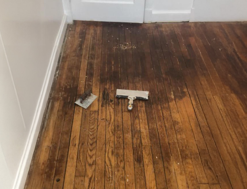 When to Consider Hardwood Floor Refinishing